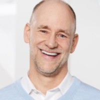 Headshot of Jeff Snyder